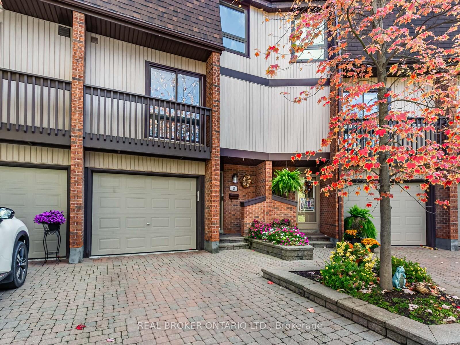 1060-walden-circle-mississauga-ontario-w12477336
