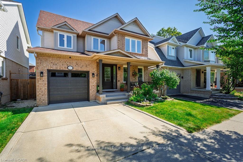 2221-bluegrass-lane-burlington-ontario-w12477399