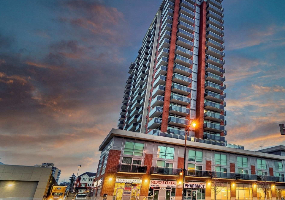 215-queen-street-e-brampton-ontario-w12477614