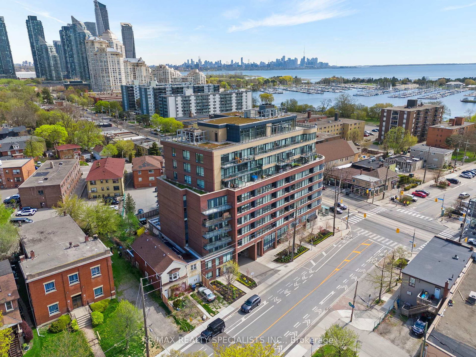 11-superior-avenue-etobicoke-ontario-w12477733
