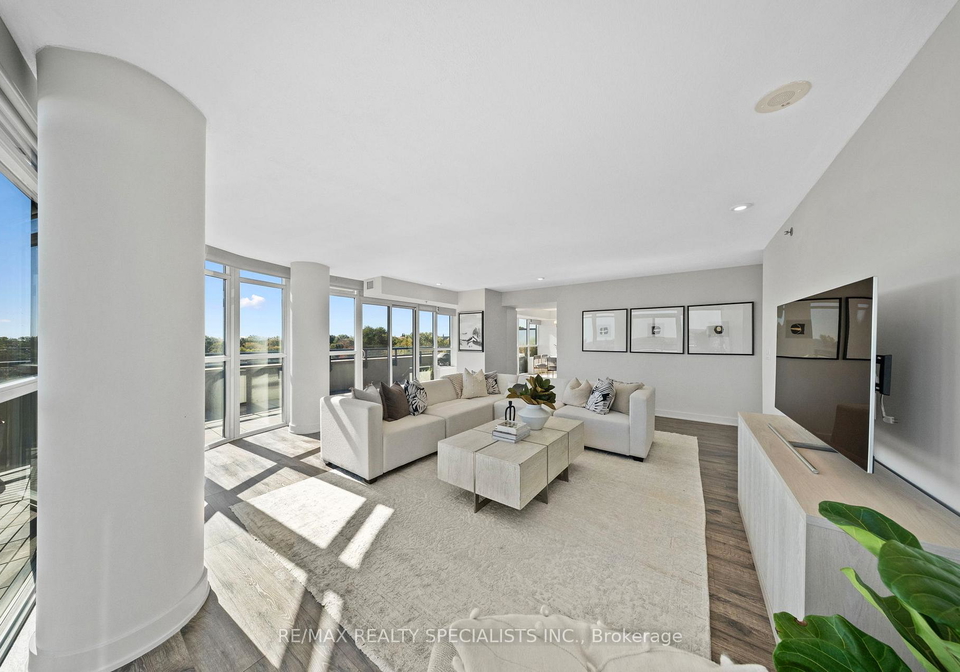 11-superior-avenue-etobicoke-ontario-w12477733