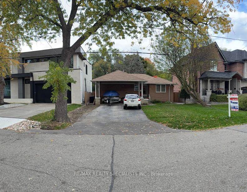 3-allan-park-road-etobicoke-ontario-w12477951