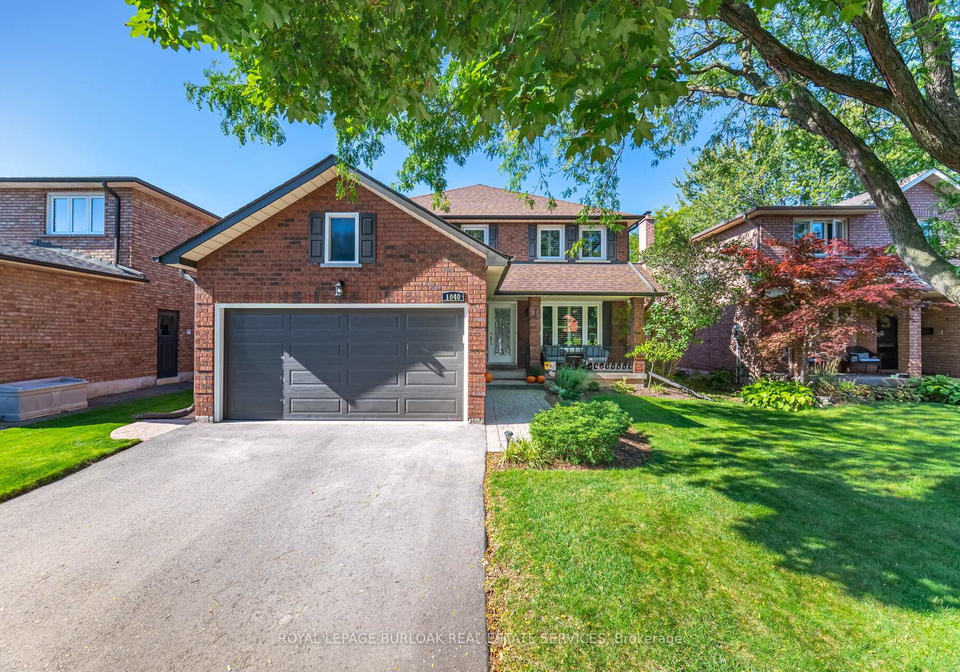 1040-manchester-crescent-oakville-ontario-w12478007
