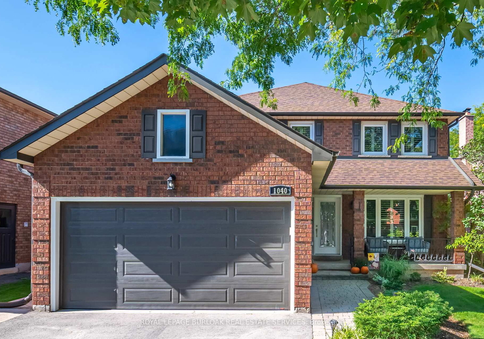 1040-manchester-crescent-oakville-ontario-w12478007