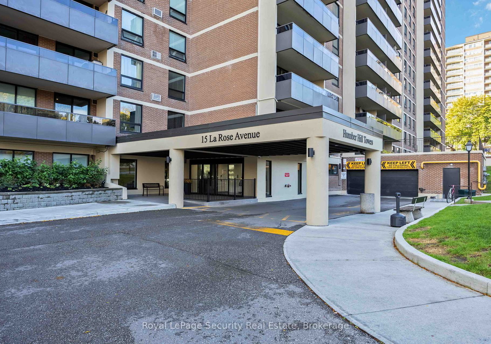 15-la-rose-avenue-etobicoke-ontario-w12478143