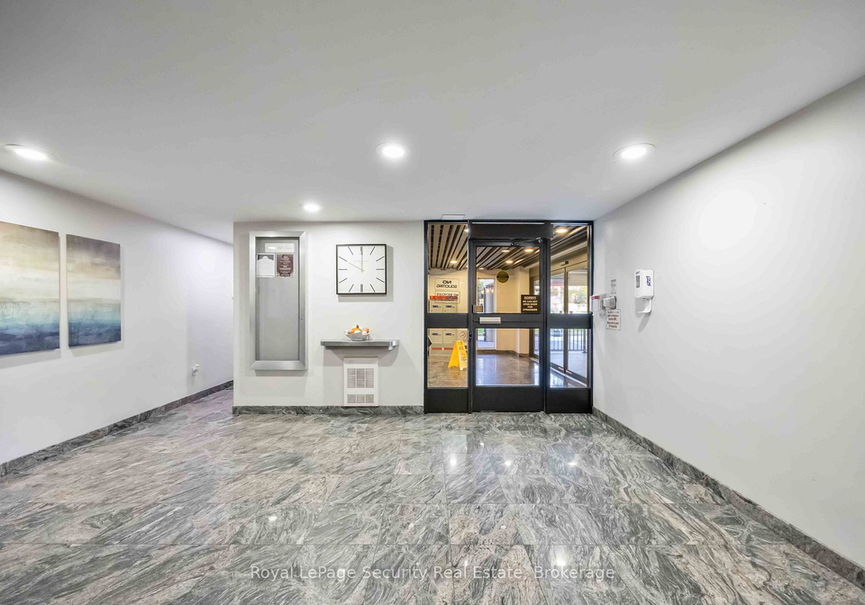 15-la-rose-avenue-etobicoke-ontario-w12478143