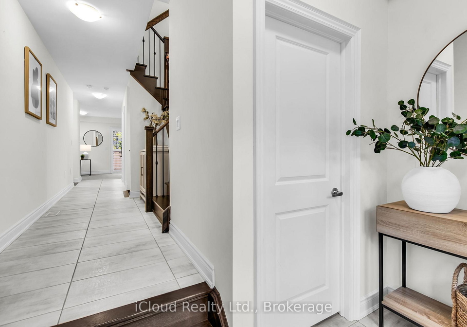 1632-crestview-avenue-mississauga-ontario-w12478190