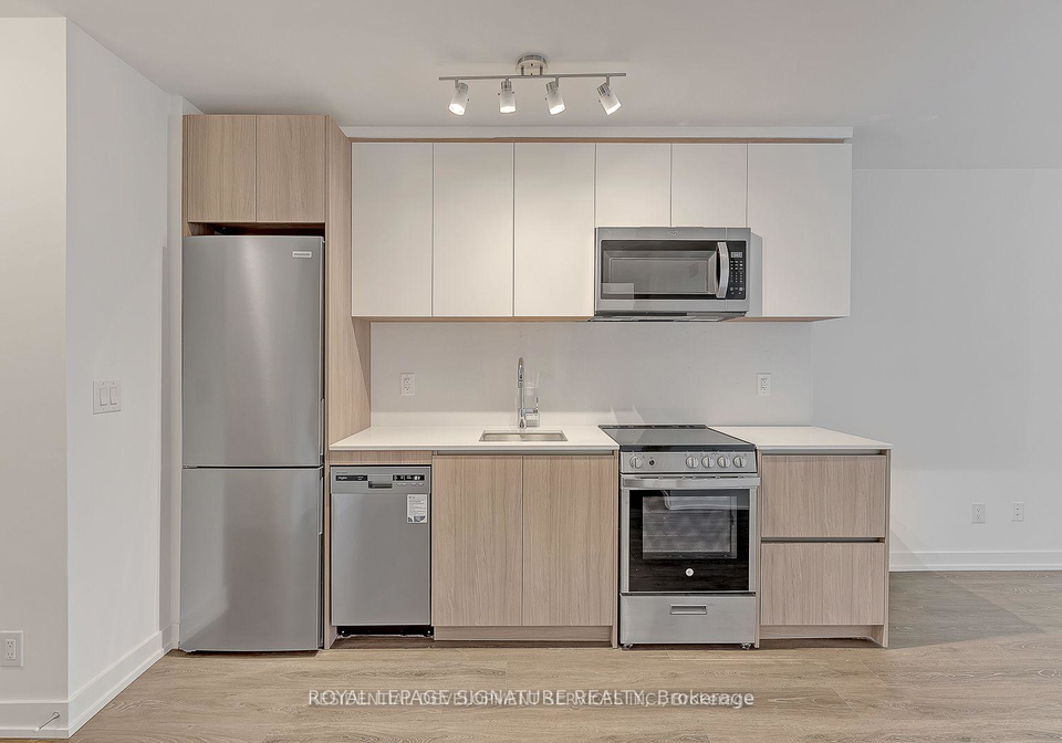3100-keele-street-york-ontario-w12478195