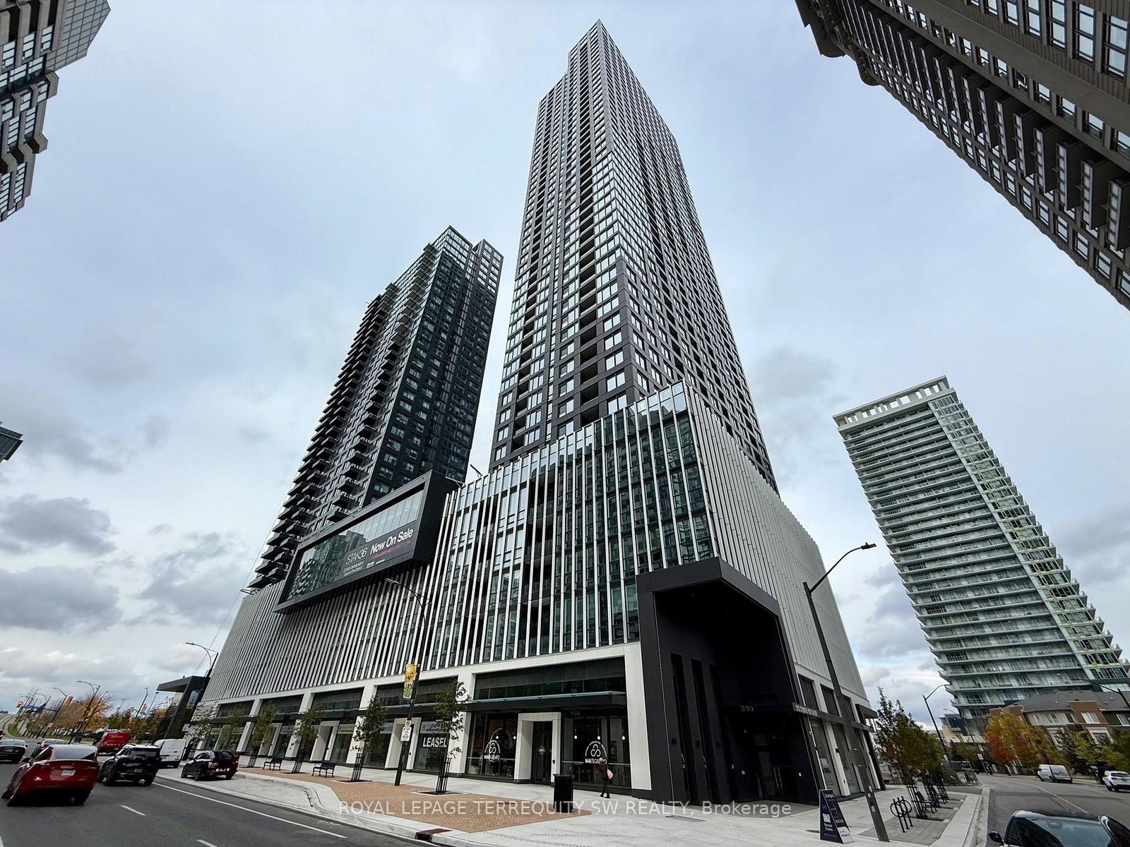 395-square-one-drive-mississauga-ontario-w12478312