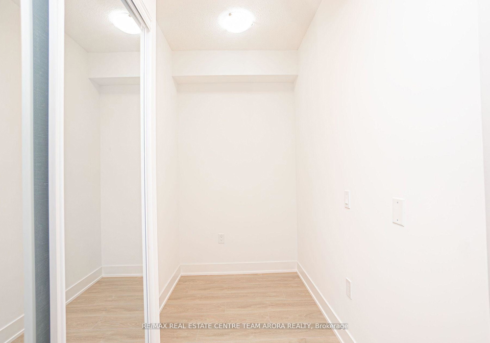202-burnhamthorpe-road-e-mississauga-ontario-w12478419