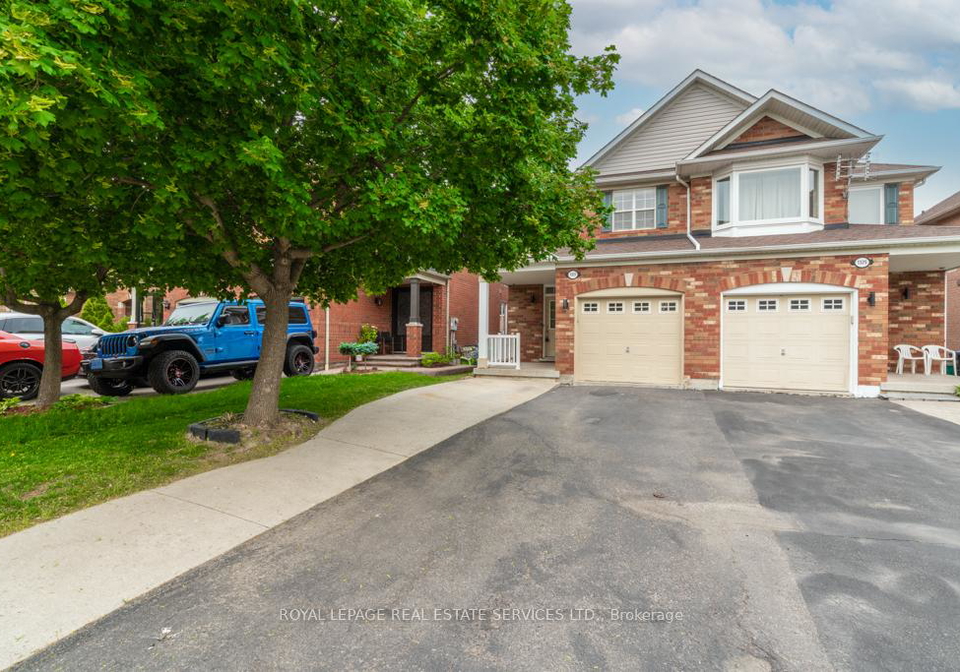 1327-weir-chase-mississauga-ontario-w12478462