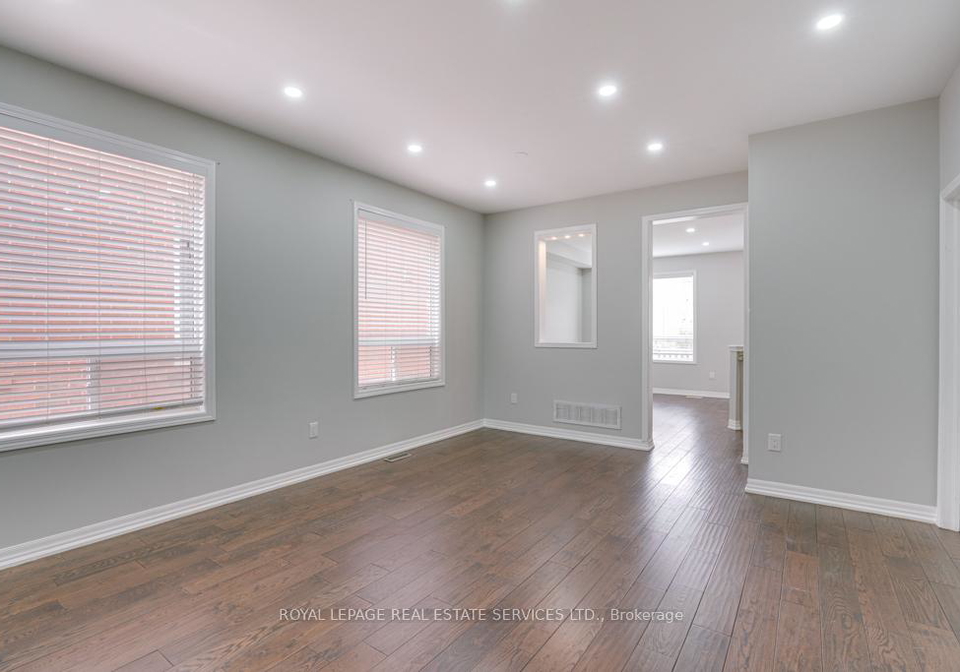 1327-weir-chase-mississauga-ontario-w12478462