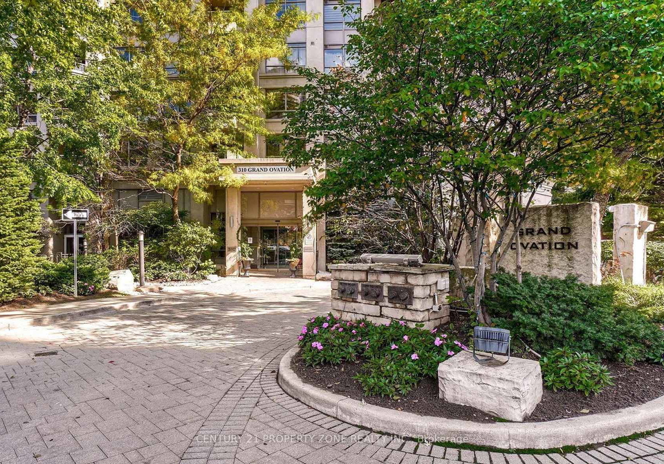 310-burnhamthorpe-road-w-mississauga-ontario-w12478518