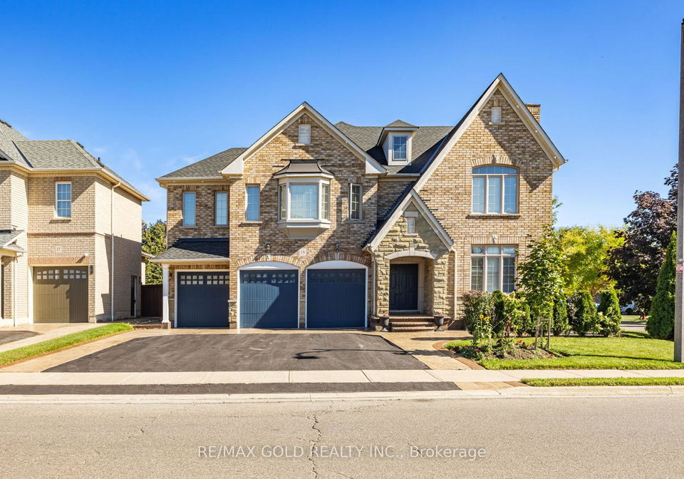 19-eiffel-boulevard-n-brampton-ontario-w12478578