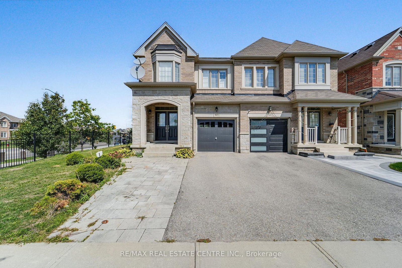 42-andretti-crescent-brampton-ontario-w12478589