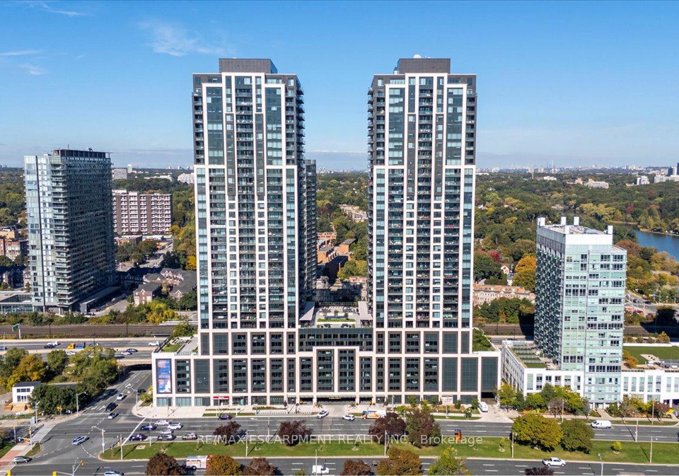 1926-lakeshore-boulevard-toronto-ontario-w12478607