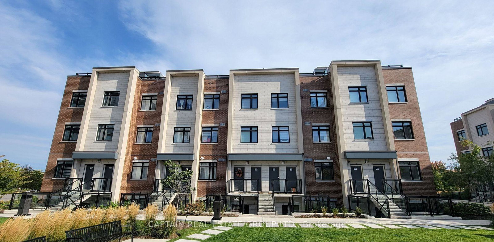 1075-douglas-mccurdy-common-mississauga-ontario-w12478741