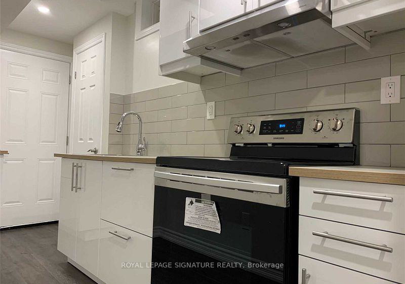61-frenchpark-circle-brampton-ontario-w12479197