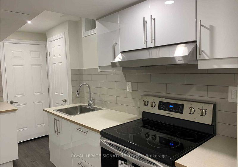 61-frenchpark-circle-brampton-ontario-w12479197