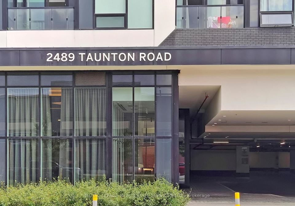 2489-taunton-road-oakville-ontario-w12479295