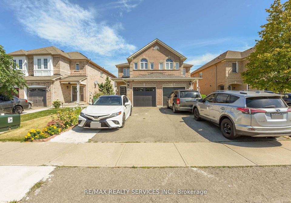 172-native-landing-crescent-brampton-ontario-w12479446
