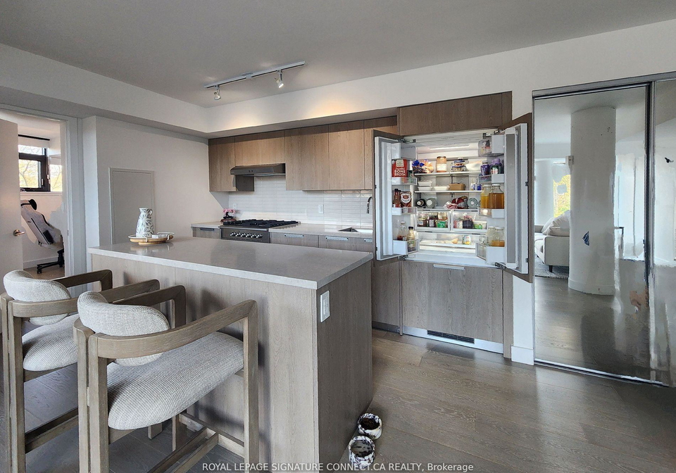 160-kingsway-crescent-etobicoke-ontario-w12479477