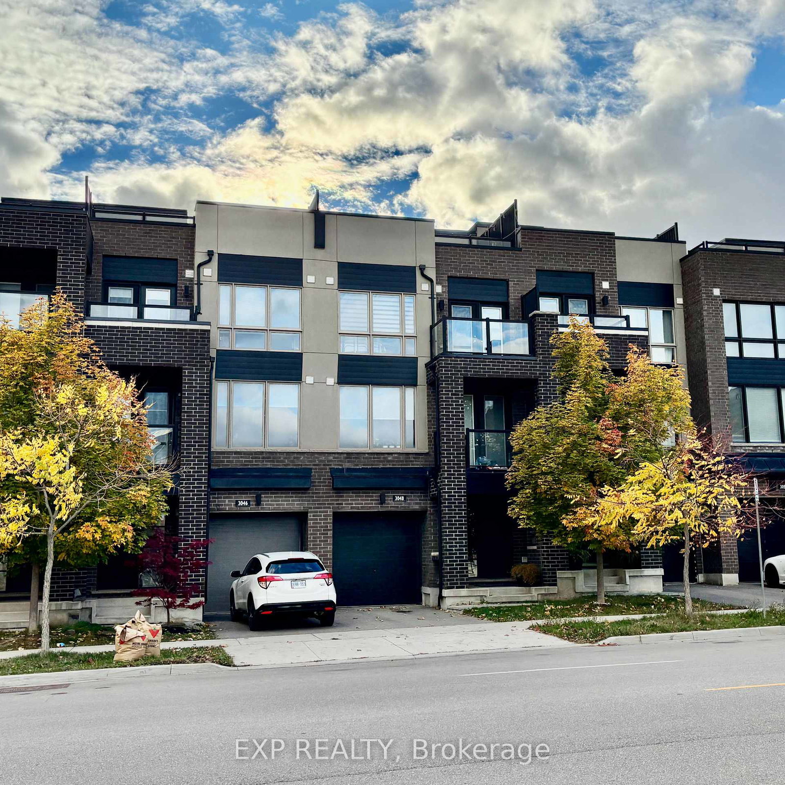 3048-postridge-drive-oakville-ontario-w12479526