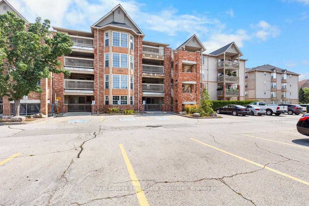 4013-kilmer-avenue-burlington-ontario-w12479653