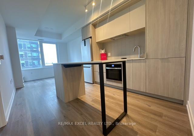 395-square-one-drive-mississauga-ontario-w12479754