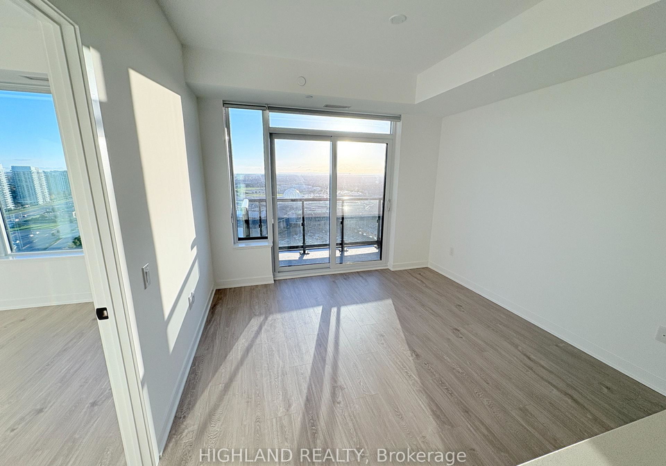 2495-eglinton-avenue-w-mississauga-ontario-w12479788
