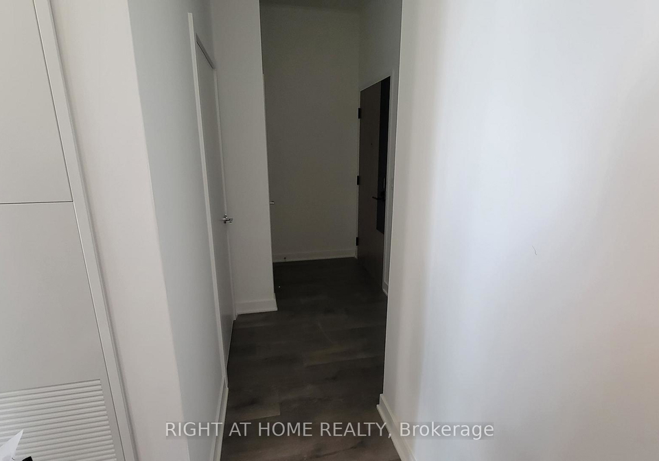 1007-the-queensway-etobicoke-ontario-w12479987