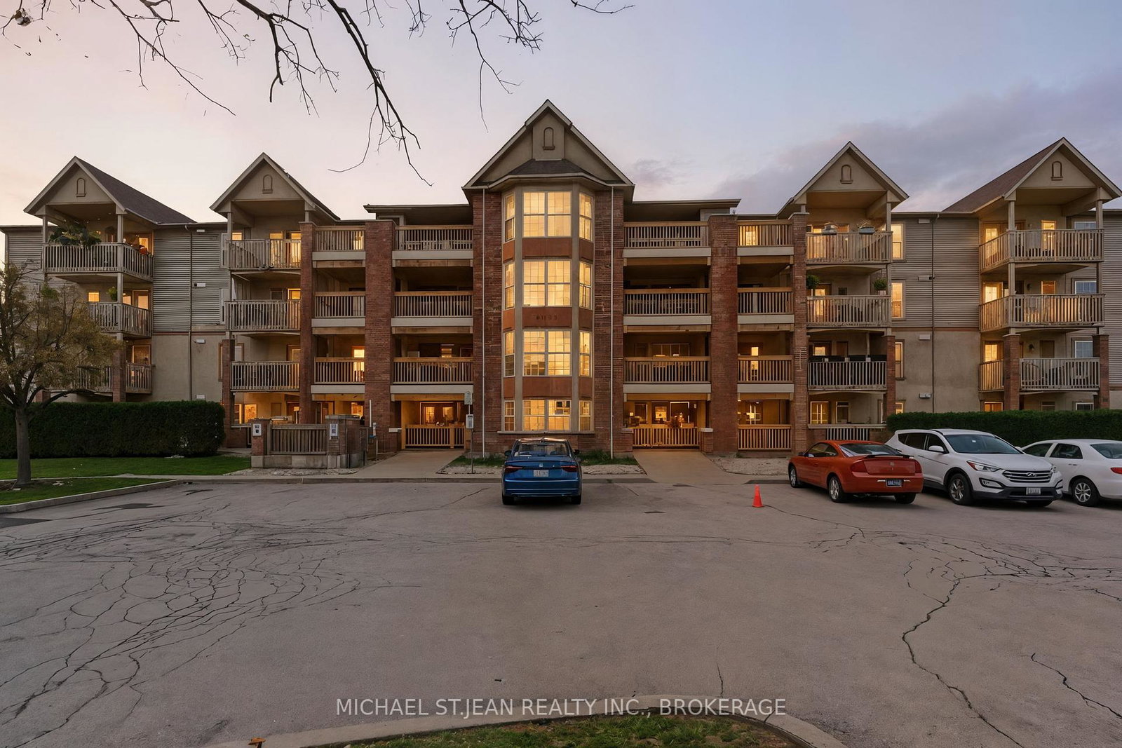 4003-kilmer-drive-burlington-ontario-w12480006