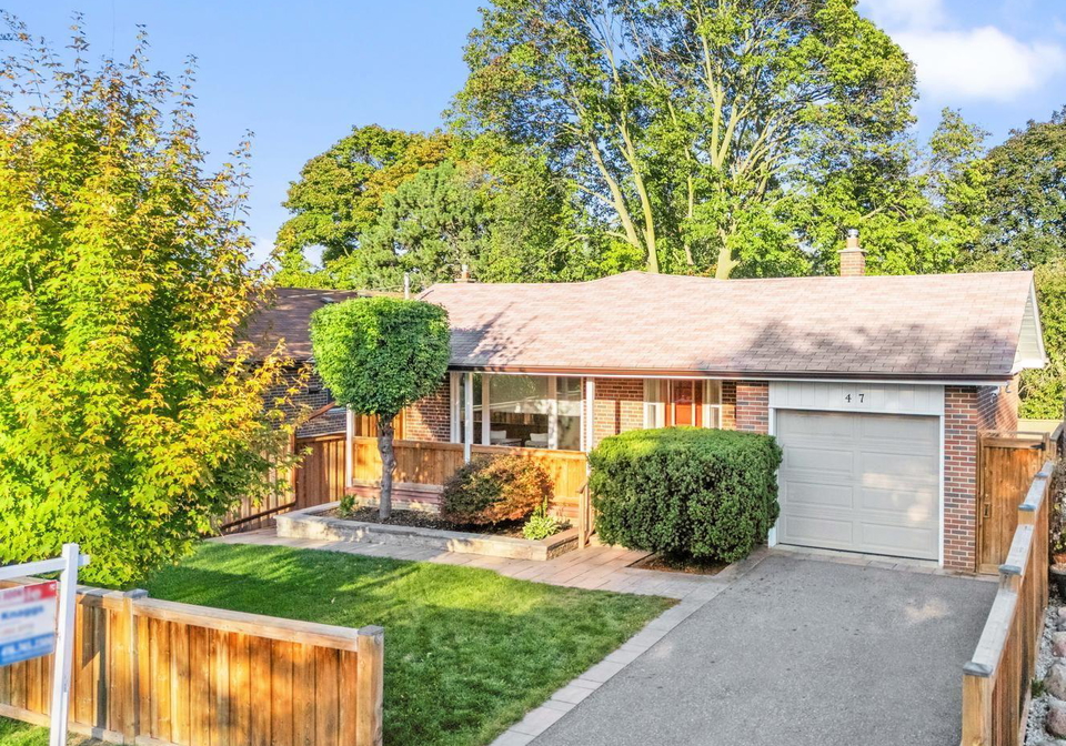 47-gibson-avenue-etobicoke-ontario-w12480074