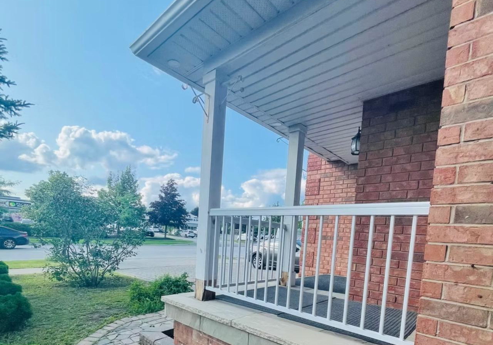 738-twain-avenue-mississauga-ontario-w12480098