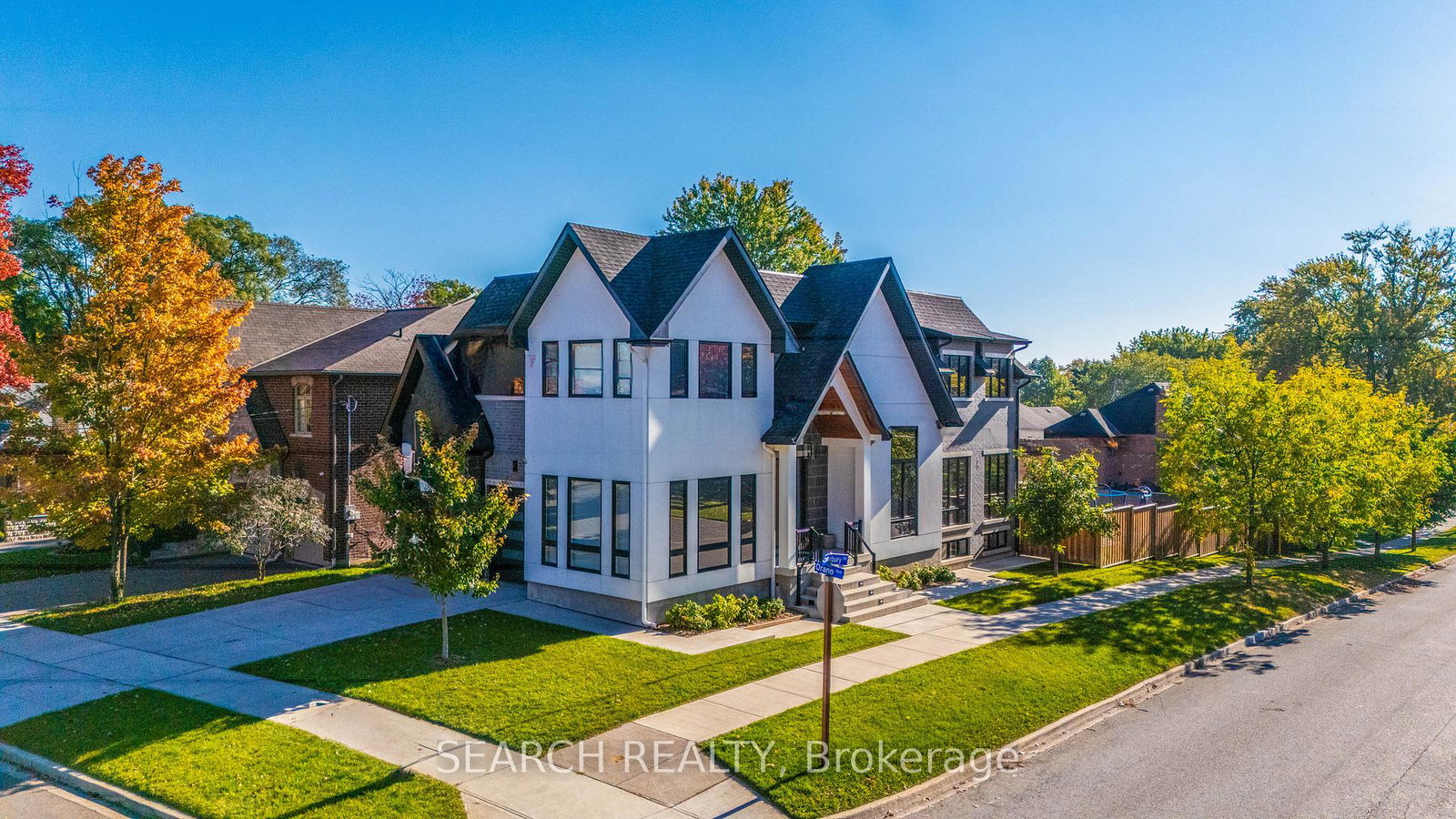 1297-canterbury-road-mississauga-ontario-w12480344