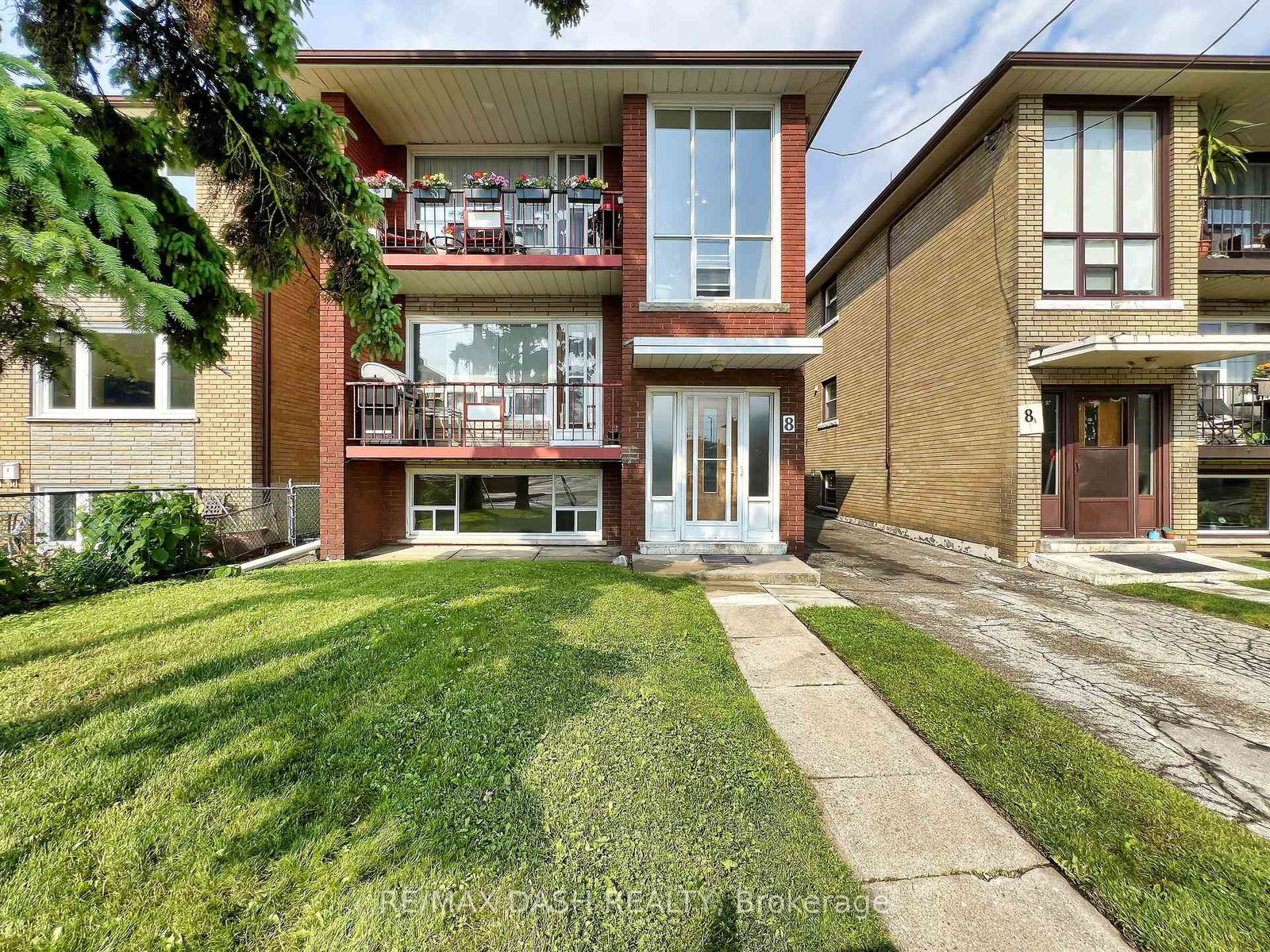 8-nineteenth-street-etobicoke-ontario-w12480577