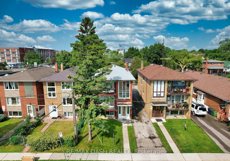 8-nineteenth-street-etobicoke-ontario-w12480577