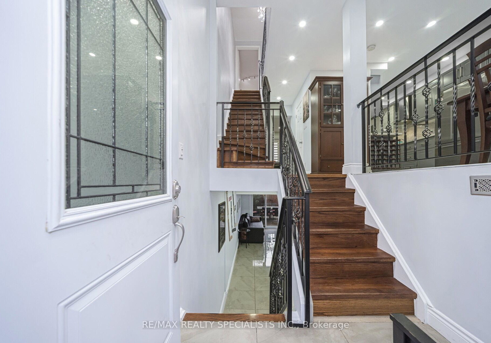 22-carleton-place-brampton-ontario-w12480681