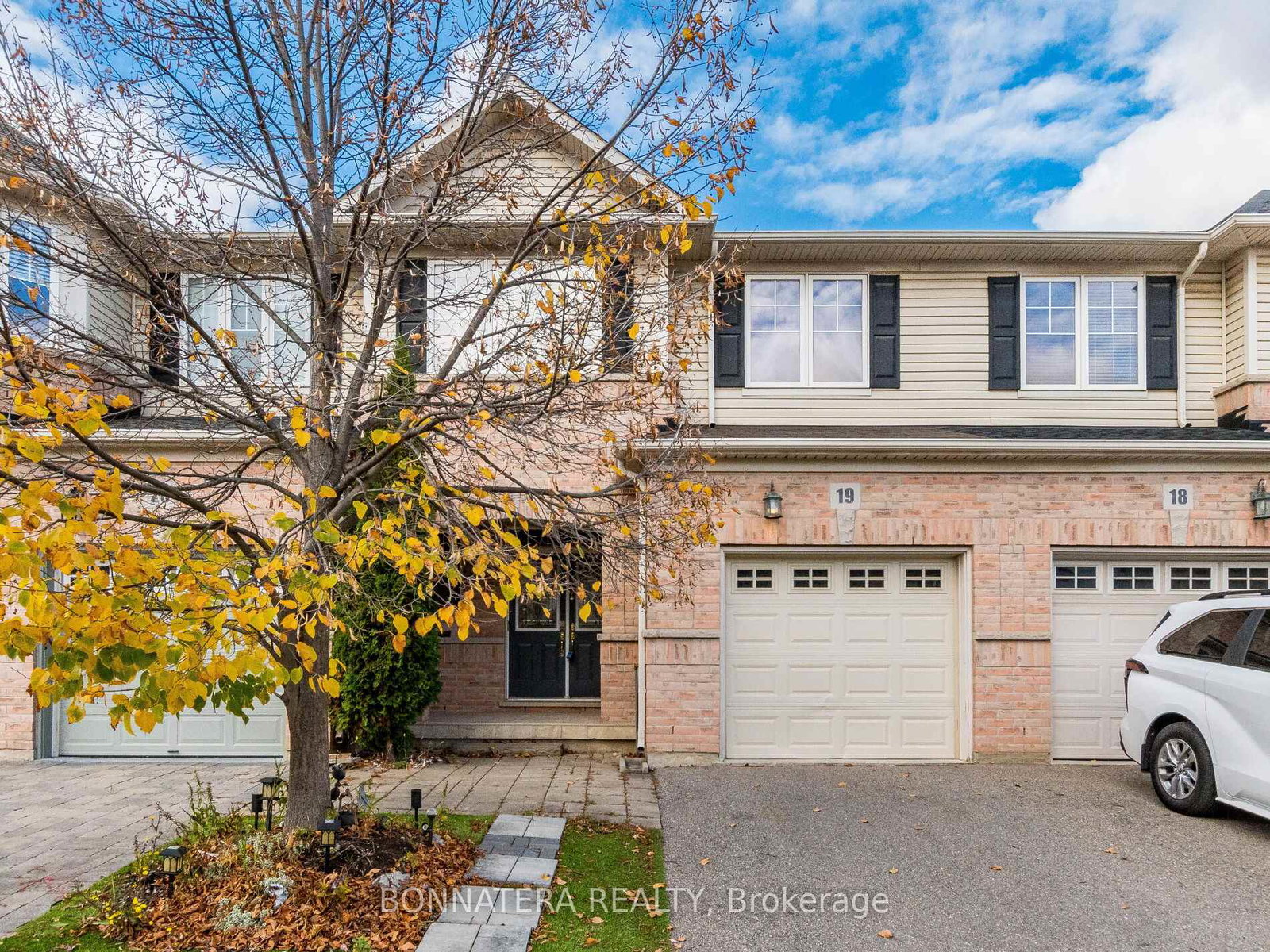 3275-stalybridge-drive-oakville-ontario-w12480698