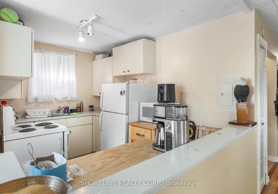 213-lakeshore-road-e-mississauga-ontario-w12480797