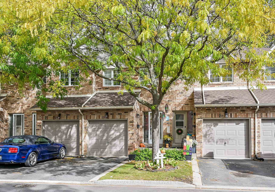 2015-cleaver-avenue-burlington-ontario-w12481047