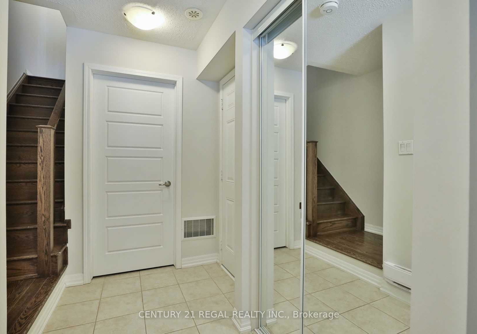 3089-harbell-gate-oakville-ontario-w12481107