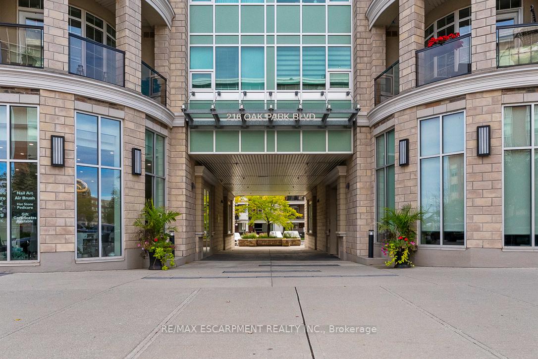 216-oak-park-boulevard-oakville-ontario-w12481146