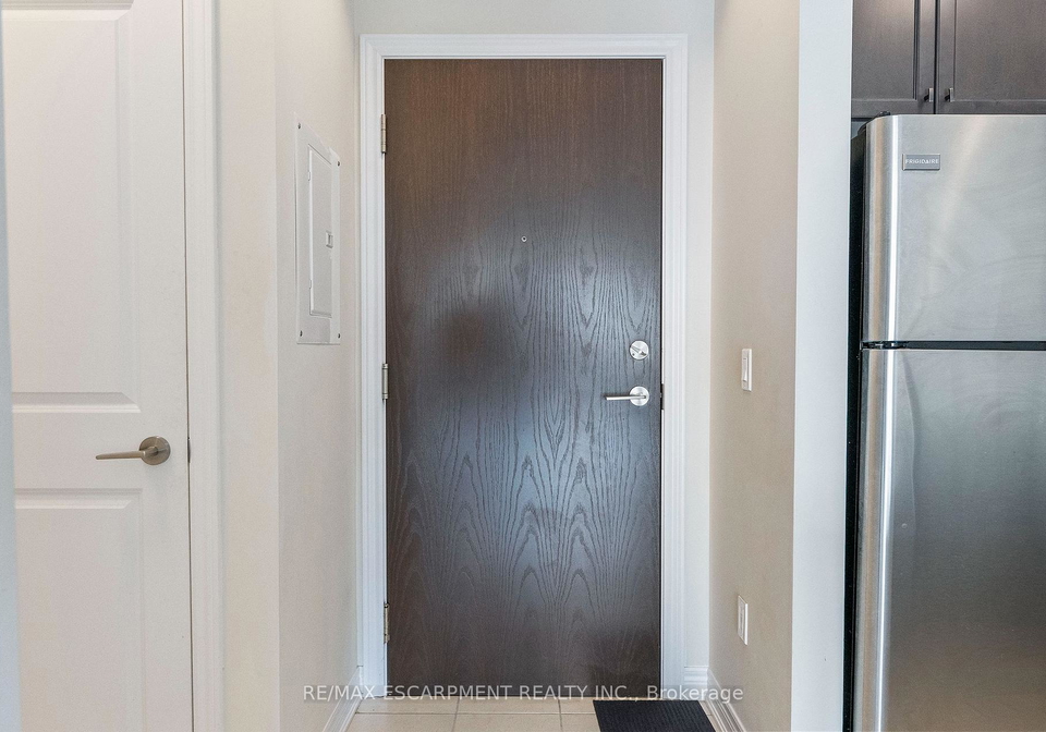 216-oak-park-boulevard-oakville-ontario-w12481146