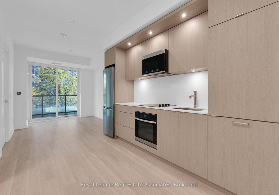 60-central-park-roadway-etobicoke-ontario-w12481167