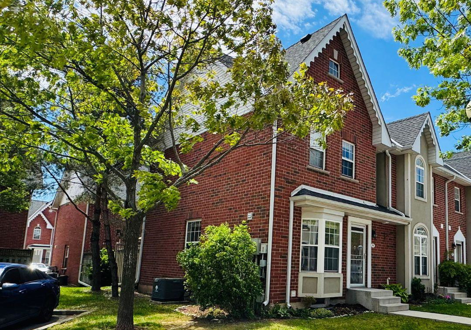 4200-kilmer-drive-burlington-ontario-w12481397