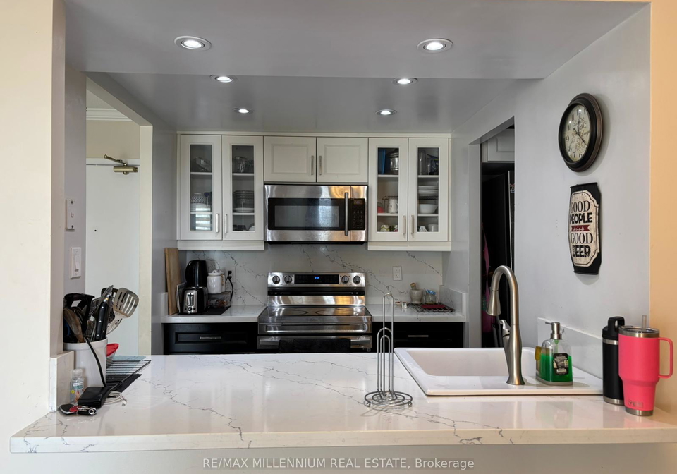 285-enfield-place-mississauga-ontario-w12481407