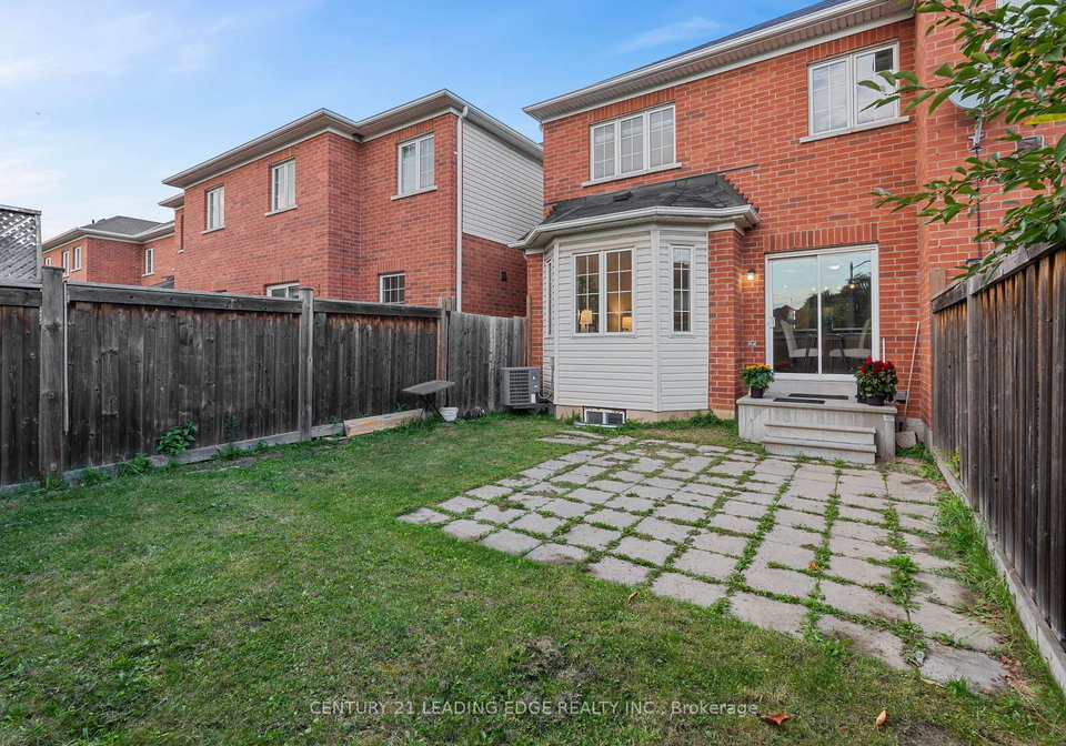 1339-brandon-terrace-milton-ontario-w12481548