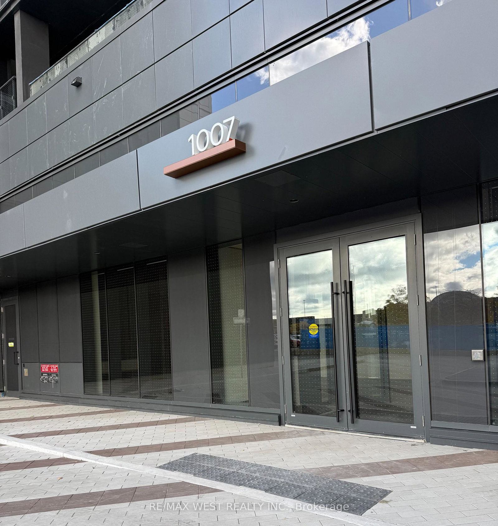 1007-the-queensway-etobicoke-ontario-w12481665