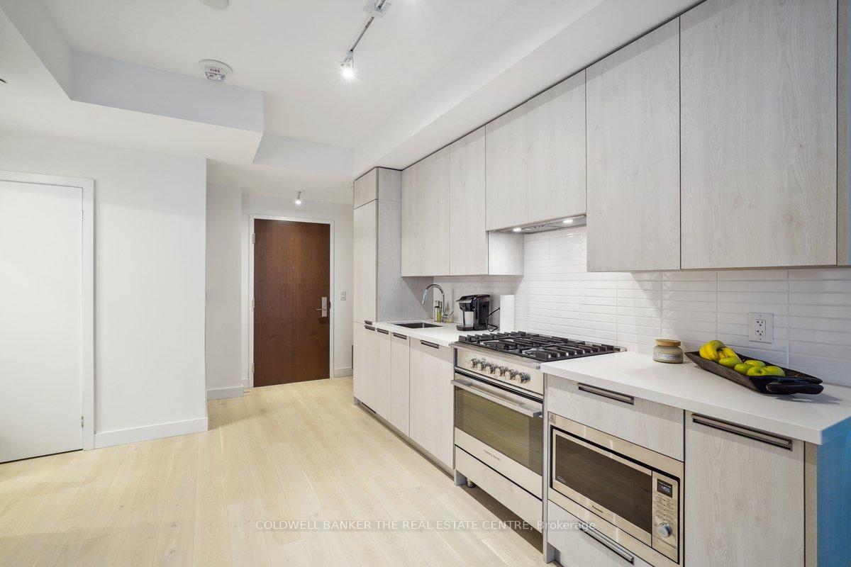 160-kingsway-crescent-etobicoke-ontario-w12481951